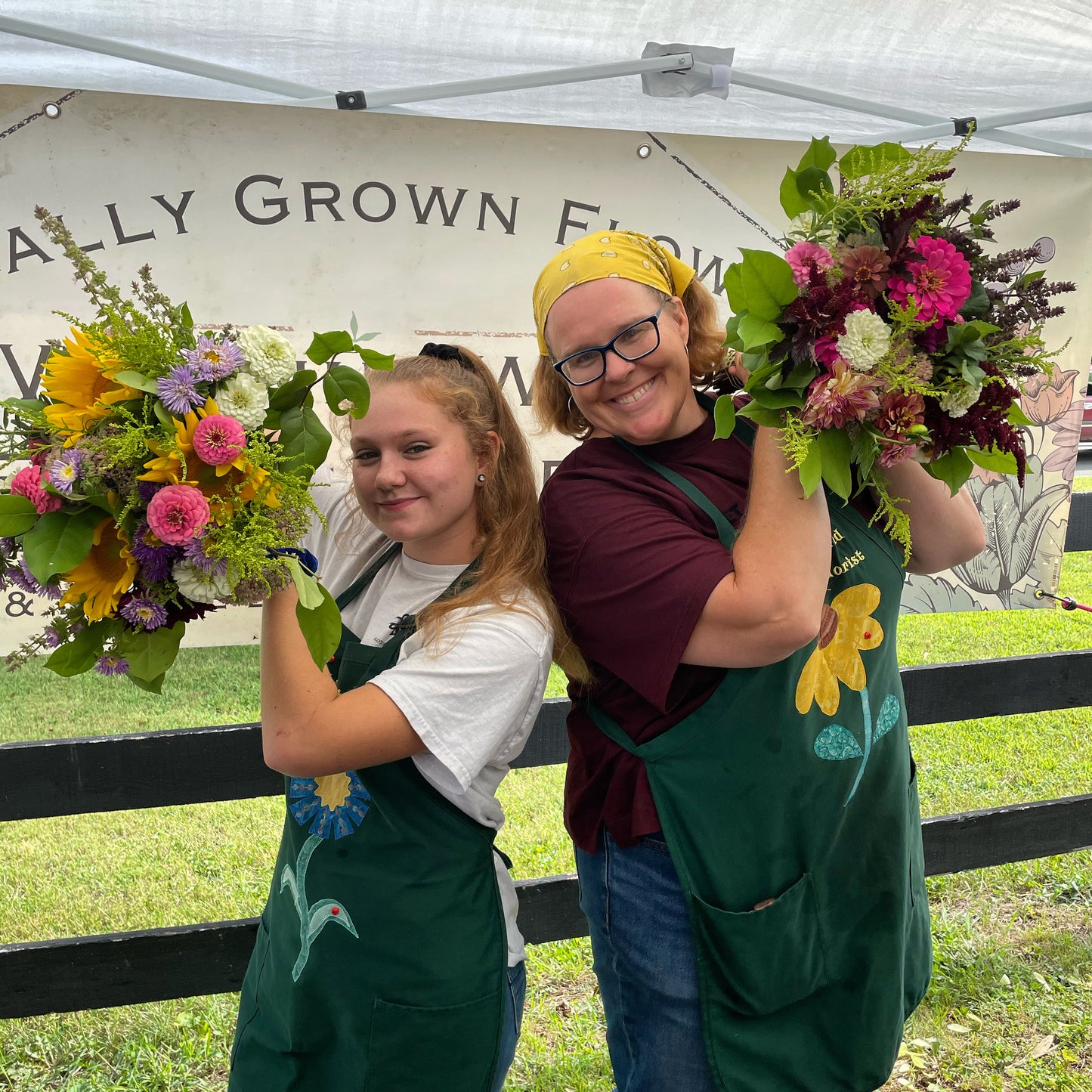 The Art of the Field Workshop with Walking Wind Farm & Florist- Friday, June 12 from 6-7PM